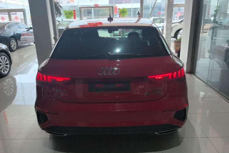 Used Audi A3 2021 Sportback 35 TFSI Fashionable Sports Model
