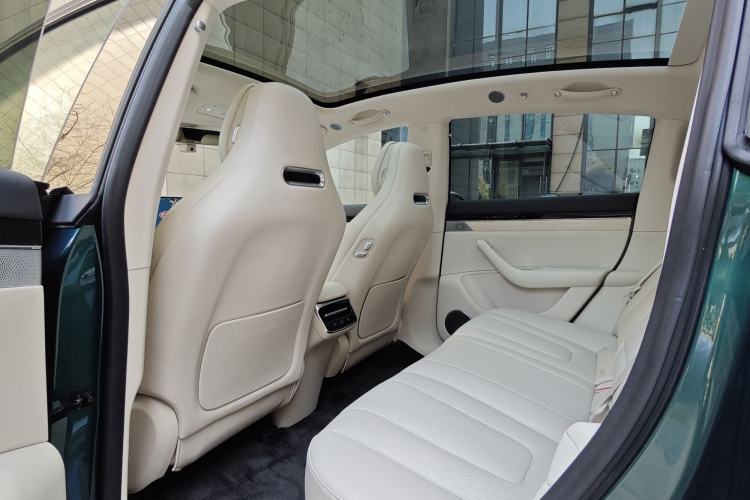 Used Hima Luxeed R7 2026 Model Range-Extending Max