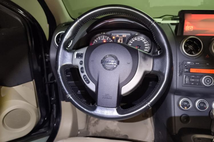 Used Nissan Qashqai 2011 2.0 XV Lea CVT 2WD
