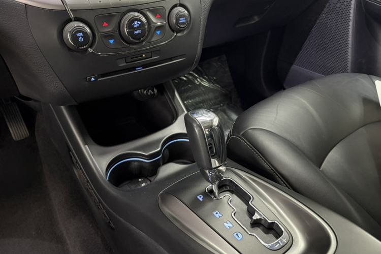 Used Dodge Journey 2016 2.4L Two-Wheel-Drive Touring Edition
