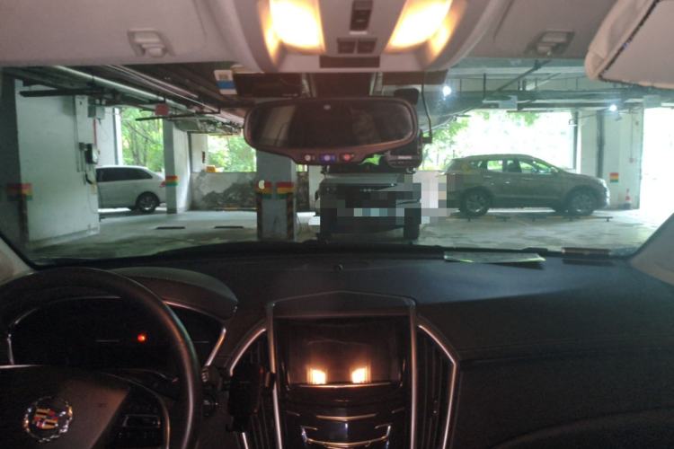 Used Cadillac SRX 2014 3.0L Elite Model
