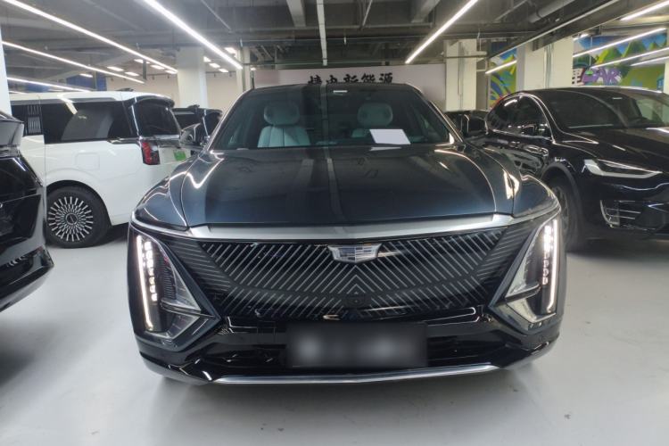 Used Cadillac LYRIQ 2024 Rear-Drive Standard Range Luxury Edition Front