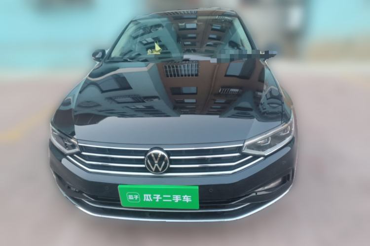 Used Volkswagen Magotan 2021 330TSI DSG 30th Anniversary Edition Front