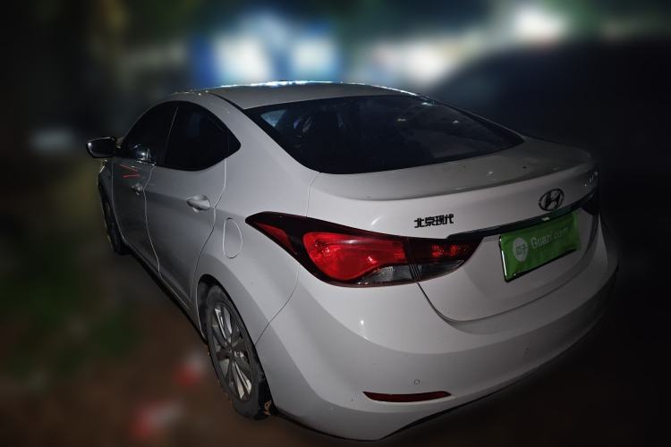 Used Hyundai Elantra (5th Generation / Langdong) 2016 1.6L Automatic Smart Version