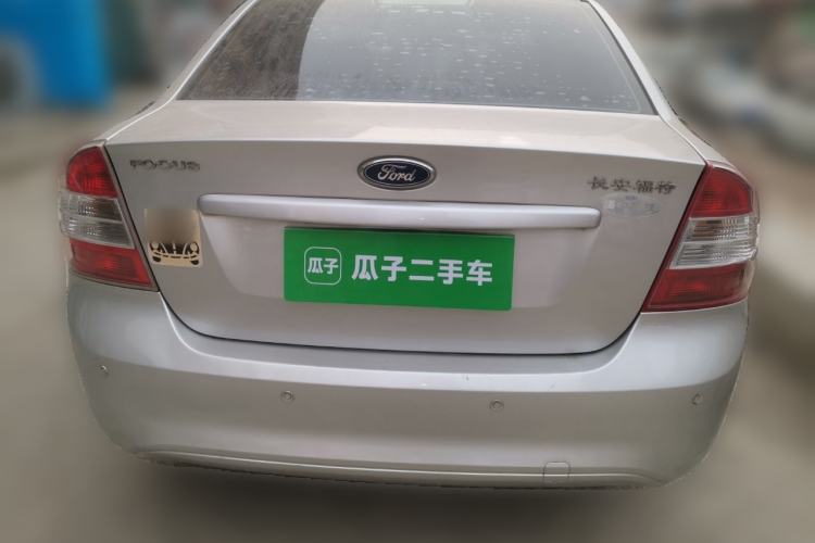 Used Ford Focus 2013 Sedan Classic 1.8L Manual Base Model
