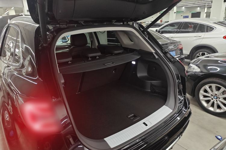 Used Hongqi HS5 2023 2.0T Qixiang Pro Edition Trunk