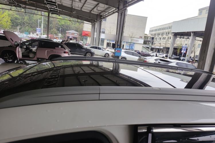 Used Kia Sorento 2015 Sorento L 2.4L Gasoline 4WD Elite Edition 5 Seats China IV Standard
