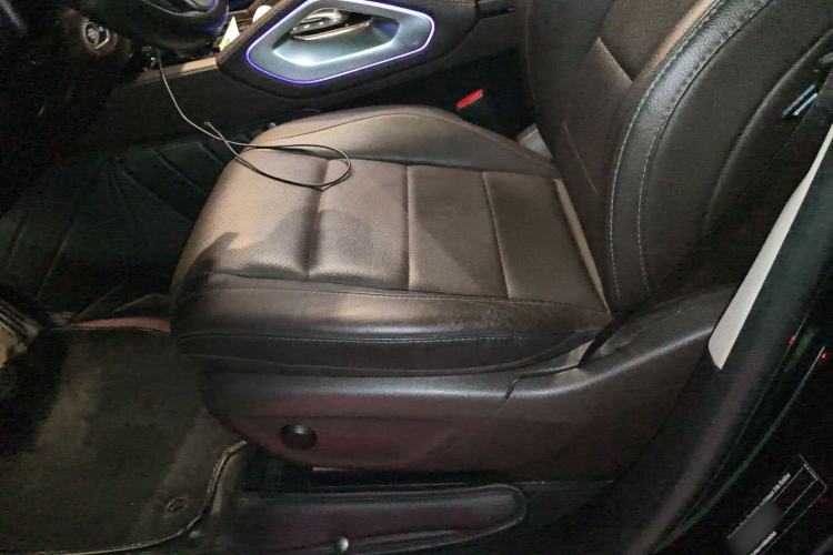 Used Mercedes-Benz GLE 2022 GLE 350 4MATIC Stylish Model Left Front Seat