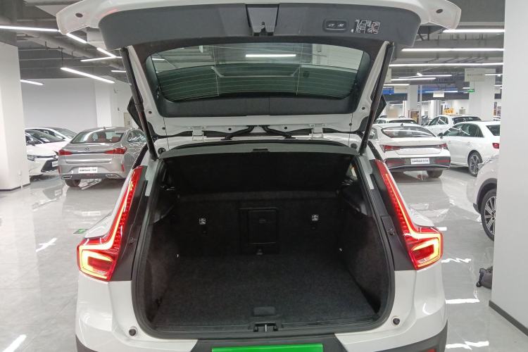 Used Volvo XC40 2021 T4 Four-Wheel Drive Smart & Sporty Edition
