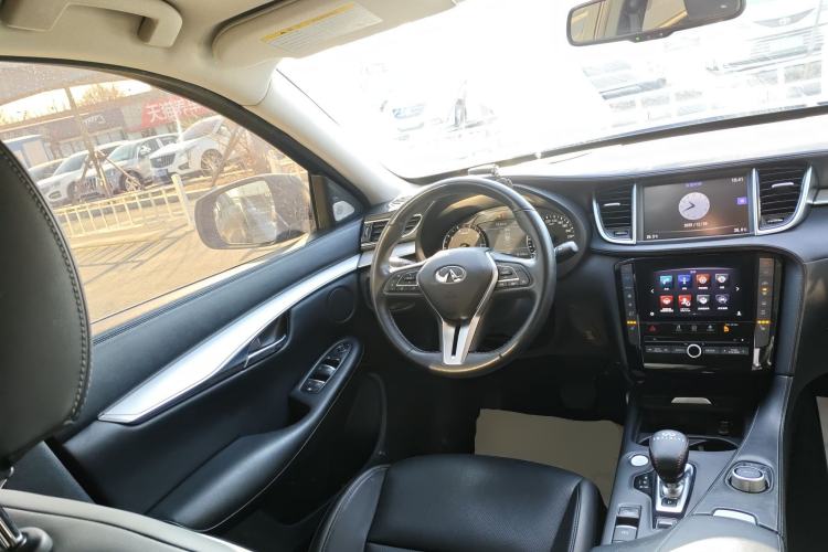 Used Infiniti QX50 2018 2.0T Two-Wheel Drive Fashion Edition