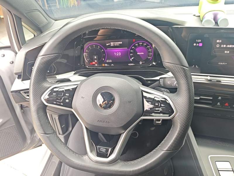 Used Volkswagen Golf 2023 Facelift 280TSI DSG R-Line Lite — 10