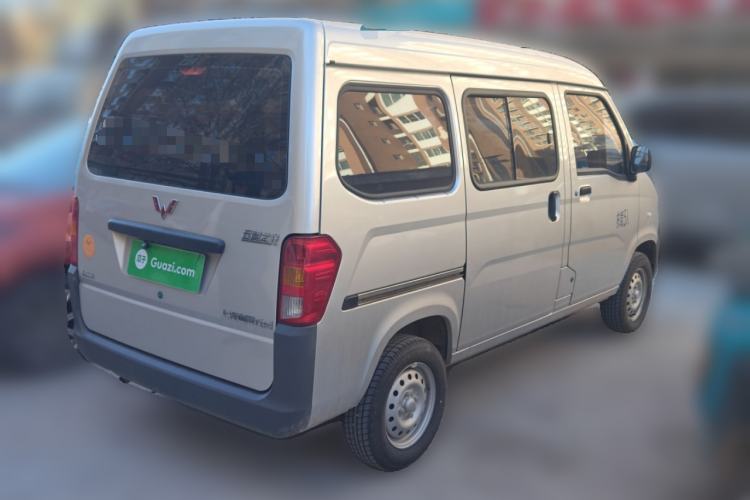 Used Wuling Zhiguang 2023 1.5L Practical Version 5/7 Seats
