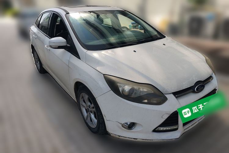 Used Ford Focus 2012 Sedan 1.6L Automatic Fashion Edition Front Right 45 Deg