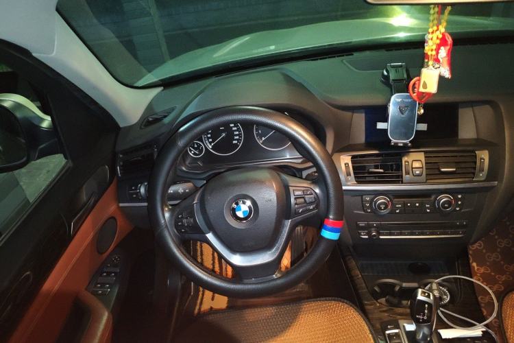 Used BMW X3 2011 xDrive28i Luxury Model
