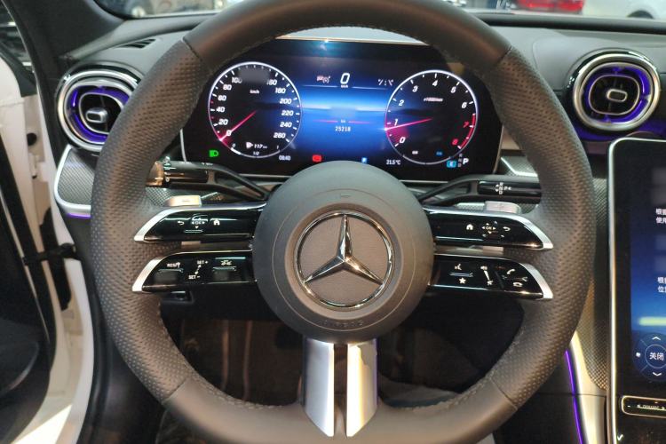 Used Mercedes-Benz C-Class 2024 Second Facelift C 260 L Sport Edition Steering Wheel