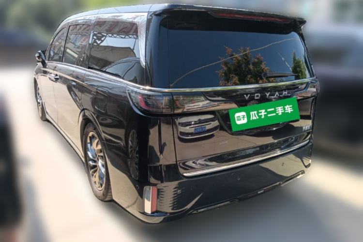 Used VOYAH Dream 2024 PHEV Extended-Range Premium Edition
