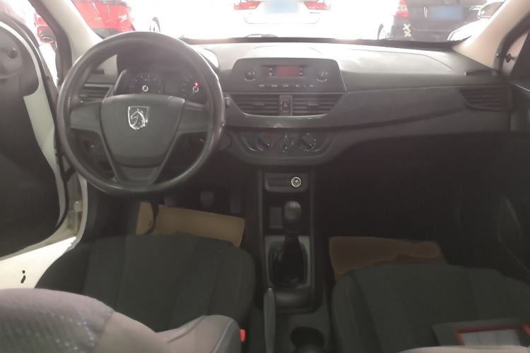 Used Baojun 310 2016 1.2L Manual Value Edition
