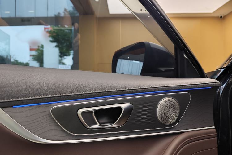 Used Chery Tiggo 8 PLUS 2024 Champion Edition 290TGDI DCT Deluxe Version 7-Seater Interior 3