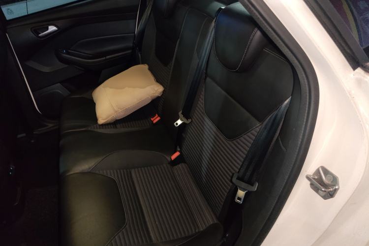 Used Ford Focus 2017 Sedan EcoBoost 125 Automatic Supreme Style SmartDrive Edition
