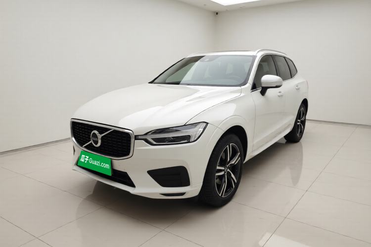 Used Volvo XC60 2019 T5 4x4 Smart & Dynamic Sport Edition China VI Standard