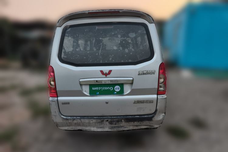 Used Wuling Rongguang 2011 1.2L Base Version
