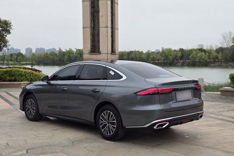 Used Geely Auto Emgrand 2026 Model 5th Generation 1.5L CVT Luxury Edition
