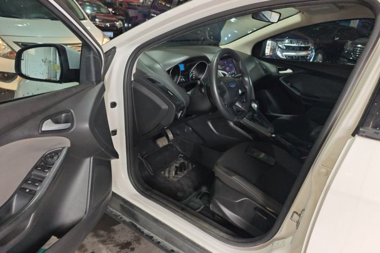 Used Ford Focus 2012 Hatchback 1.6L Automatic Comfort Model
