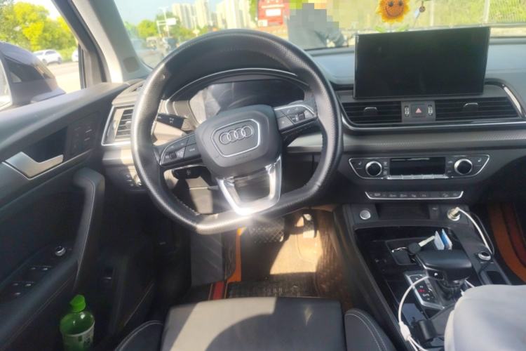 Used Audi Q5L 2022 45T Luxury Dynamic Model Steering Wheel