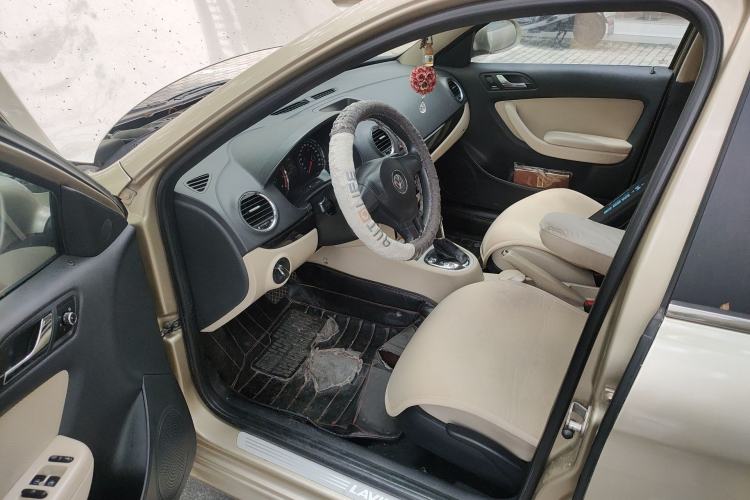 Used Volkswagen Lavida 2011 1.4 TSI DSG Prestige Edition Driver Seat