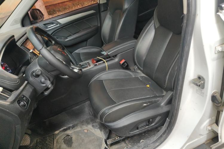 Used Roewe RX5 2019 20T Two-Wheel Drive Automatic 4G Connected Platinum Edition Left Front Seat