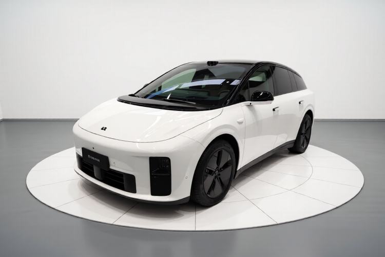 Used Li Auto i6 2025 Model Two-Wheel-Drive Standard Type