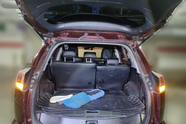 Used Toyota RAV4 2016 2.0L CVT Two-Wheel Drive Comfort Edition China V Standard
