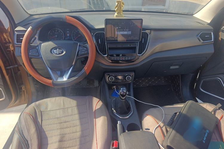 Used FAW Senya R7 2016 1.6L Manual Smart Version
