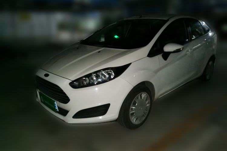 Used Ford Fiesta 2013 Sedan 1.5L Manual Fashion Edition