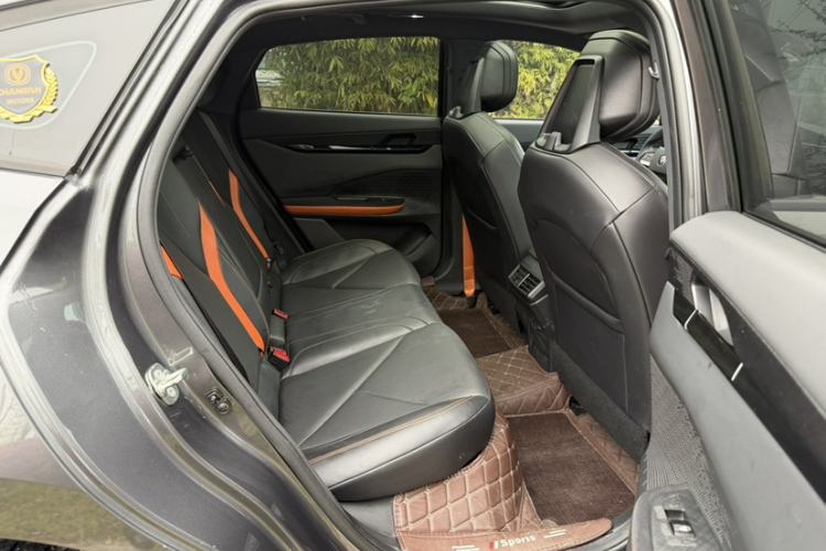 Used CHANGAN UNI-V 2022 1.5T Sport Edition Interior 7