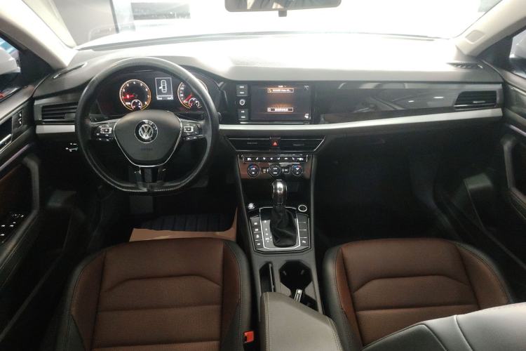 Used Volkswagen Lavida 2019 280TSI DSG Luxury Edition China VI Standard Center Console