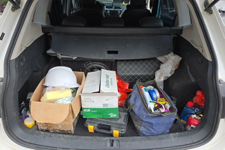 Used Volkswagen Tiguan L 2017 330TSI Automatic Two-Wheel Drive Luxury Edition Trunk