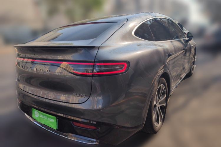 Used Hima Luxeed R7 2024 All-Electric 802 km Max
