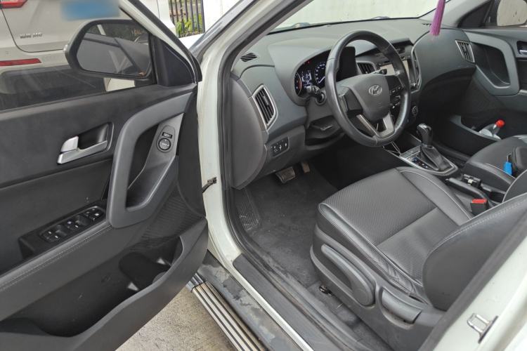 Used Hyundai ix25 2015 1.6L Automatic Two-Wheel Drive Smart GLS Trim