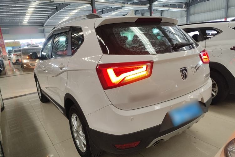 Used Baojun 560 2016 1.5T Manual Comfort Edition
