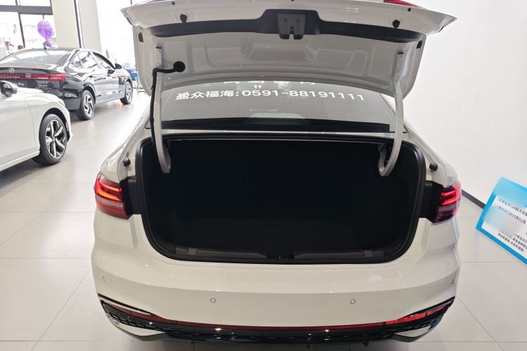 Used Volkswagen Lavida 2024 300TSI DSG Starry Sky Leading Edition Trunk