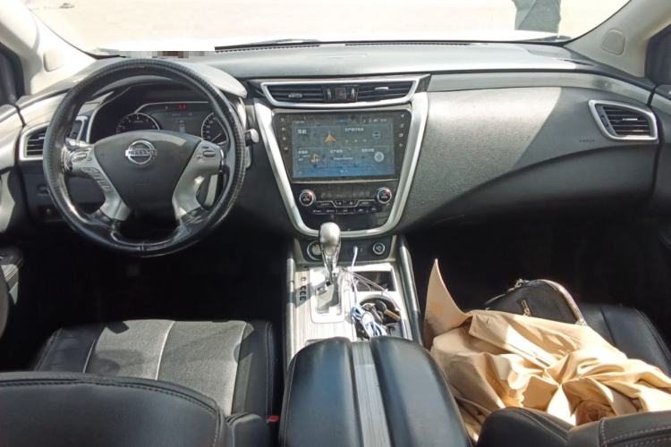 Used Nissan Murano 2019 2.5L XL Two-Wheel Drive Smart Connect Luxury Edition China VI Standard
