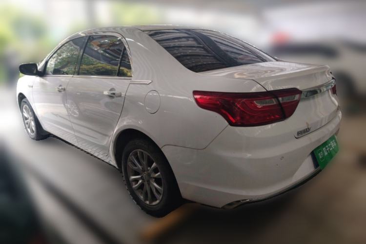 Used Geely Auto Vision 2019 Upgraded Model 1.5L Manual Luxury Version China V Standard
