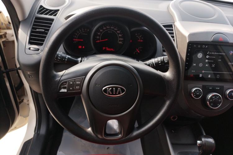 Used Kia Soul 2013 1.6L AT GL
