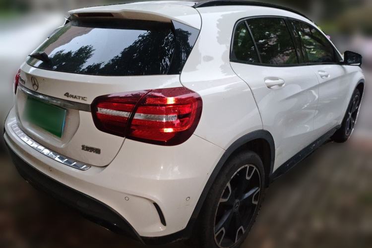 Used Mercedes-Benz GLA 2018 GLA 220 4MATIC Sport Edition Rear Right 45 Deg