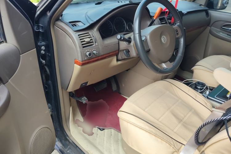 Used Buick GL8 2011 2.4L LT Executive Edition
