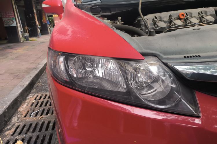 Used Honda Civic 2009 1.8L automatic luxury edition Right Front Headlight