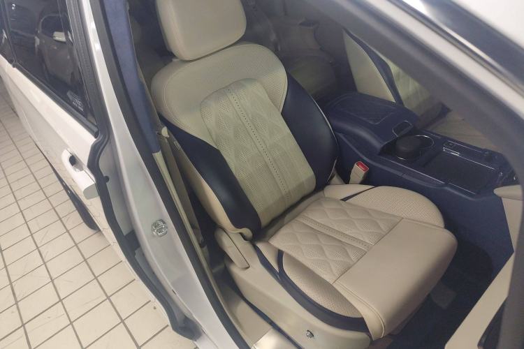 Used Buick GL8 2021 ES Landtrek 653T Comfort Edition