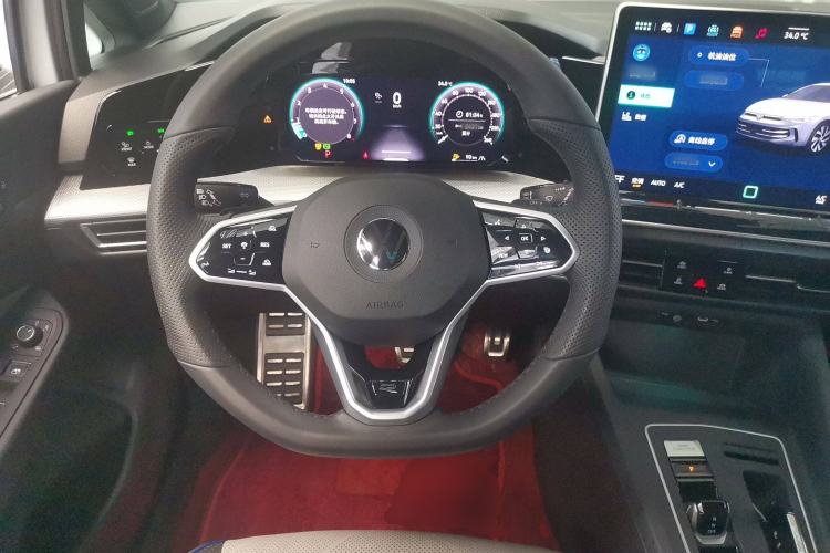 Used Volkswagen Golf 2025 300TSI R-Line