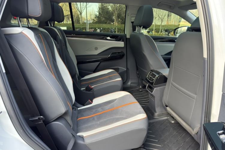 Used Volkswagen ID.6 CROZZ 2021 High-Performance PRIME Edition